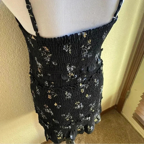 Abercrombie & Fitch Black Floral Mini Dress Smocked Bodice Tiered Ruffle: Large - Picture 5 of 10